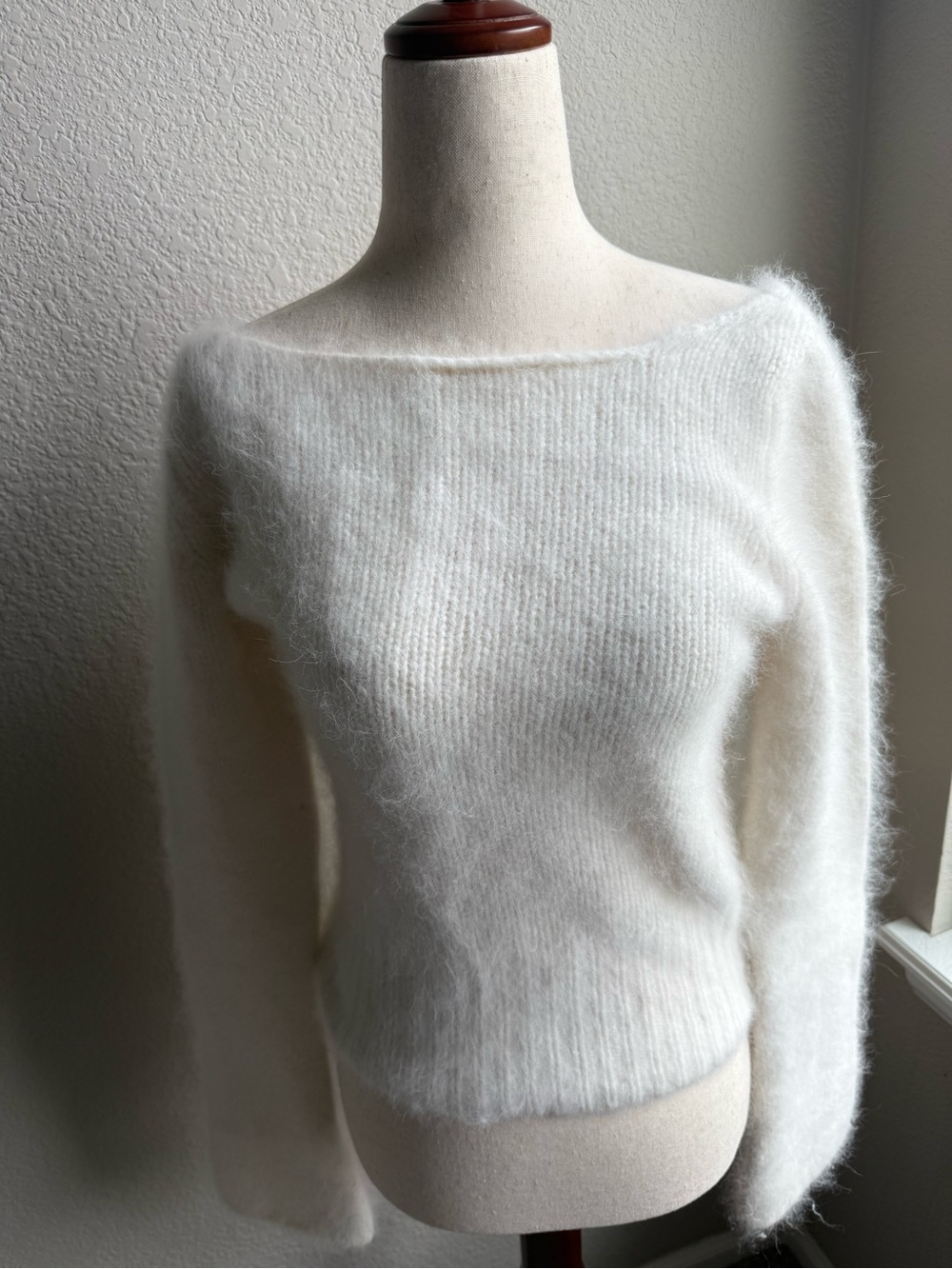 Banana Republic Soft Off-White Angora & Wool Fuzzy Boatneck Sweater